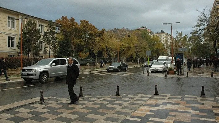 Kahramanmaraş 3.8 ile sallandı
