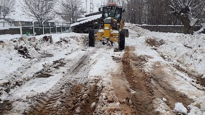 Tunceli'de kar nedeniyle 47 köy yolu ulaşıma kapalı