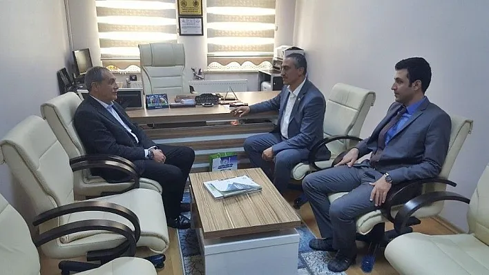 Özdemir okul ziyaretleri gerçekleştirdi
