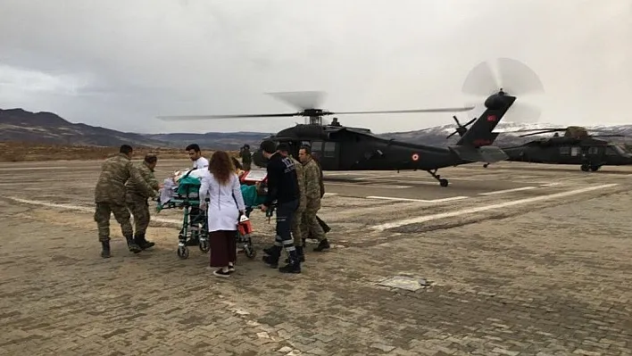Helikopterle Elazığ'a sevk edildi