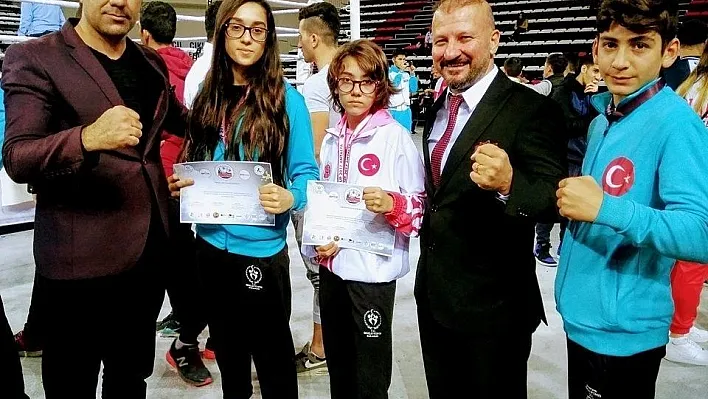 Malatya Muay Thai takımı Avrupa Şampiyonasından dereceyle döndü
