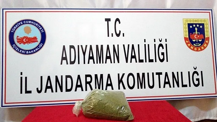 Jandarma ekiplerince 2 kilo esrar ele geçirildi
