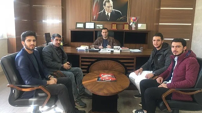 Öğrenci temsilcileri Müdür Tünçmen'le bir araya geldi
