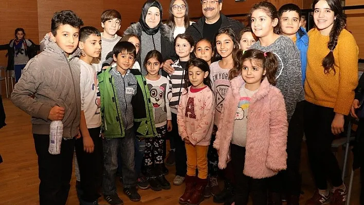 Başkan Atilla kursiyerlerle bir araya geldi
