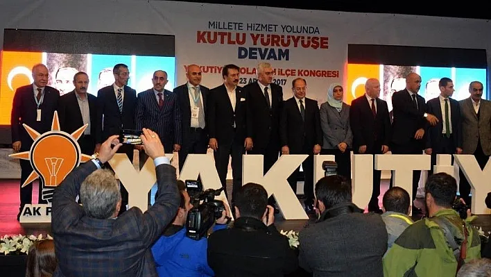 AK Parti Yakutiye, Palandöken İlçesi 4. Olağan Kongresi'nde Başkanlar güven tazeledi
