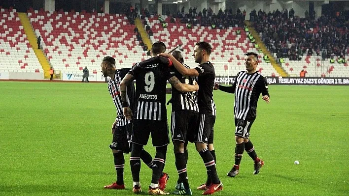 Süper Lig: DG Sivasspor: 1 - Beşiktaş: 1 (İlk yarı)
