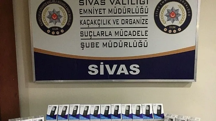 Otogarda kaçak telefon ele geçirildi
