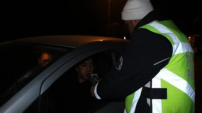 Adıyaman polisinden alkol uygulaması
