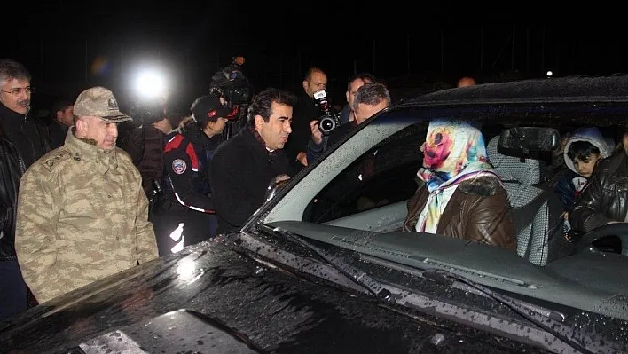 Diyarbakır'da polislere yeni yıl sürprizi
