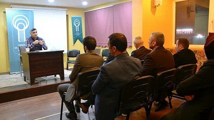Prof. Dr. Ertaş 'Osmanlı, yaşadığı çağlarda tüm inanç ve milletlerin huzur içinde yaşadığı tek devlettir'
