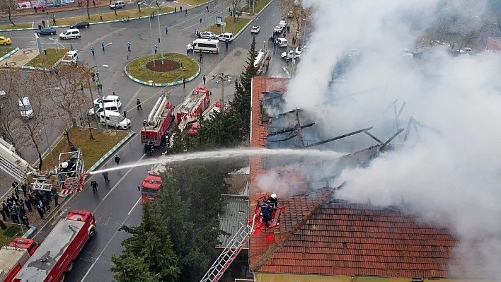 Kahramanmaraş'ta itfaiye 1 yılda 6 bin 877 olaya müdahale etti
