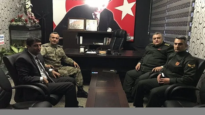 Komutanlardan AGAD'a ziyaret
