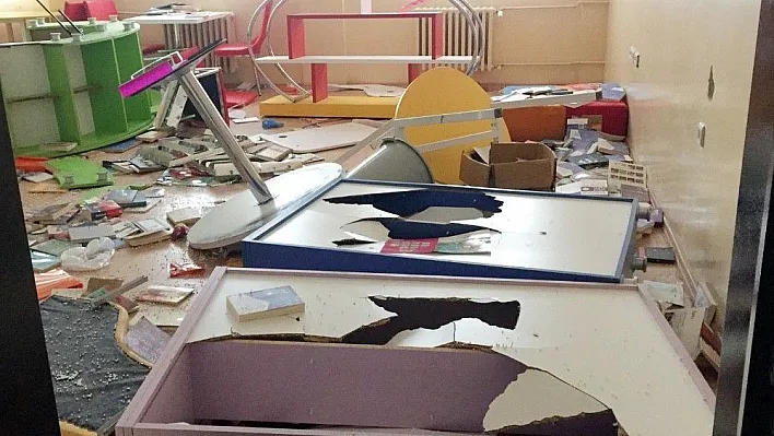 Okulu kullanılamaz hale getirdiler