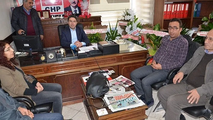 Eğitim-Sen'den CHP'ye hayırlı olsun ziyareti
