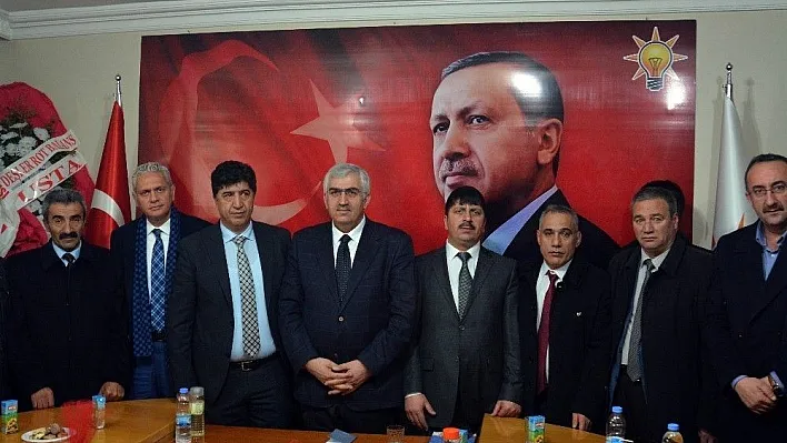 AK Parti Pasinler İlçe Başkanlığı yeni hizmet binası açıldı
