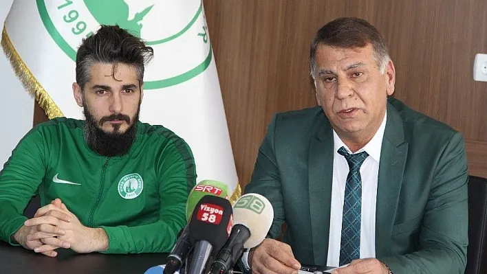 Sivas Belediyespor 3 futbolcuyla sözleşme imzaladı
