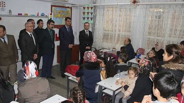 Başkan Kartal öğrencileri yalnız bırakmadı
