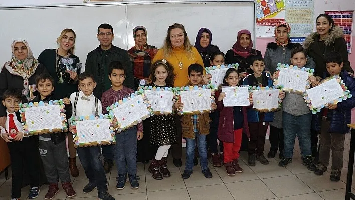 Çikolatalı bisküvili karne dağıtım töreni
