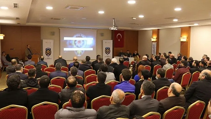 Elazığ'da Kimlik Bildirme Kanunu semineri