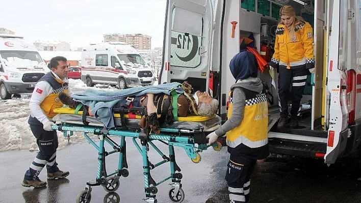 Sivas'ta trafik kazası: 7 yaralı
