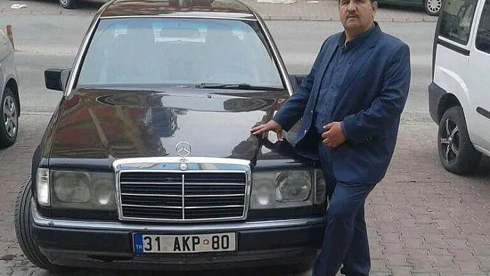 'AKP' plakalı otomobiline 250 bin lira istiyor
