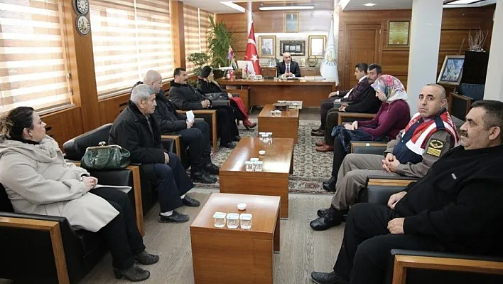 Başkan Aydın, halk gününden sorunları dinledi
