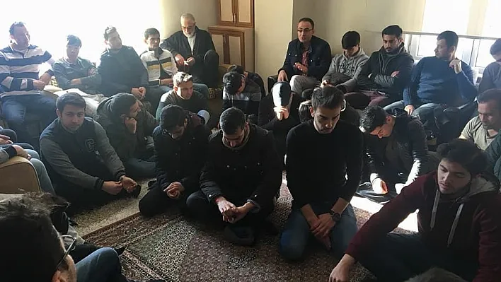 Erzurum Uluslararası Öğrenci Derneği Başkanı Halis: 'Dualarımız Türk ordusu için'
