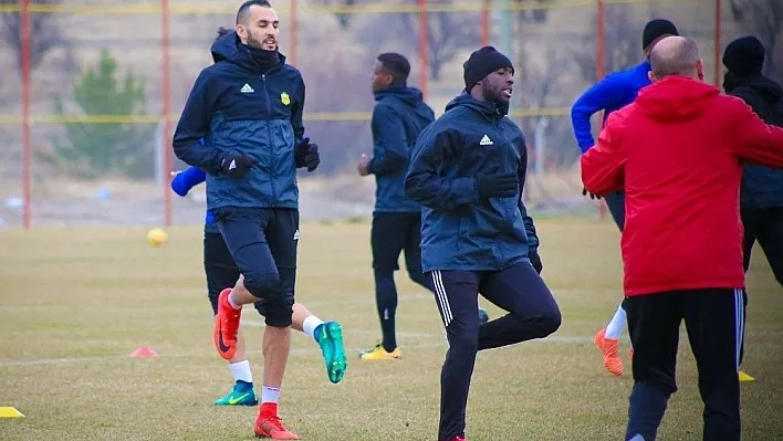 Evkur Yeni Malatyaspor'un golcüsü Khalid Boutaib kendini affettirecek
