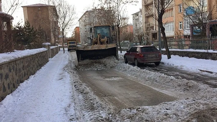 Doğu Anadolu'da kar etkili oluyor

