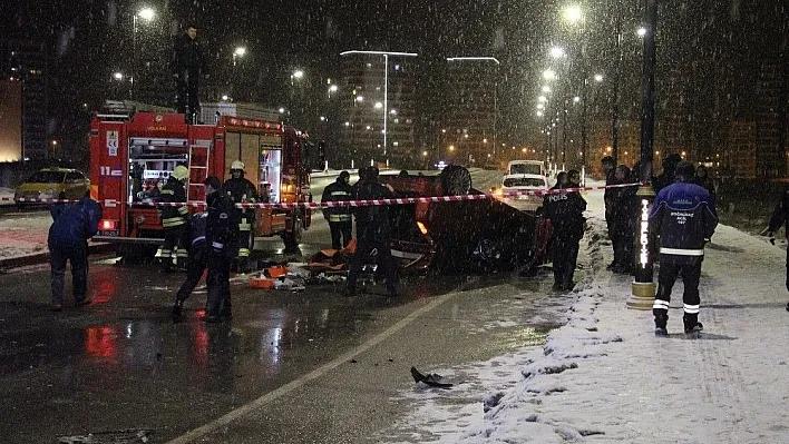 Sivas'ta otomobil takla attı: 1 ölü, 1 yaralı
