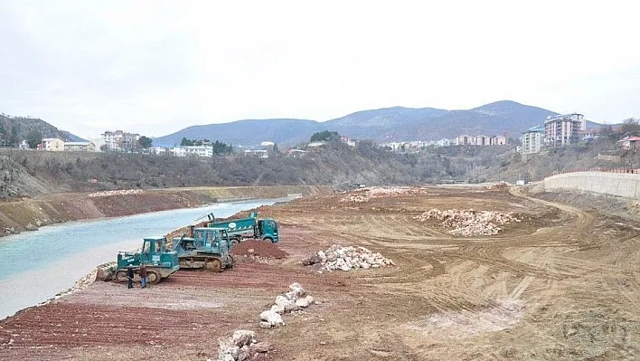 Tunceli'de Mameki Köprüsü ve Mavi Köprü Kıyı Düzenleme projesi
