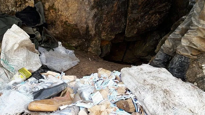 Tunceli'de PKK'nın kullandığı 5 sığınak imha edildi
