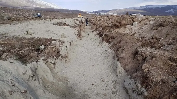 Pasinler Taşkaynak Sulaması Projesinde çalışmalar bütün hızıyla sürüyor
