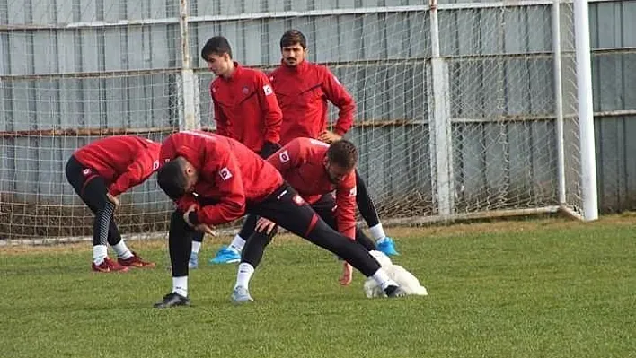 Diyarbekirspor, üst üste yapacağı maçlara kilitlendi
