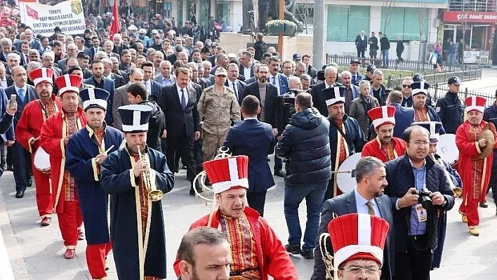 Kahramanmaraş'ta kortej yürüyüşü
