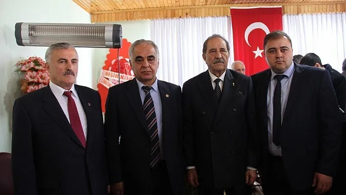 Suşehri Şoförler Odası Başkanı Şen güven tazeledi
