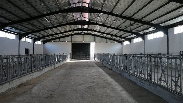 Erzincan'da Modern Ahır Projeleri yükselmeye devam ediyor
