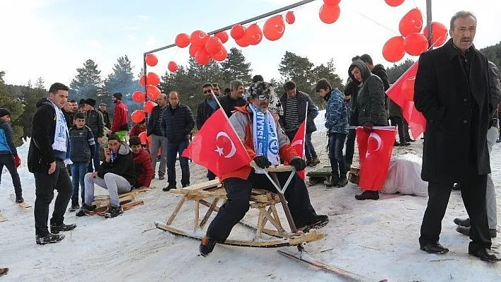 Şenkaya'da 'Şen-Kay Hızek Festivali' renkli görüntülere sahne oldu
