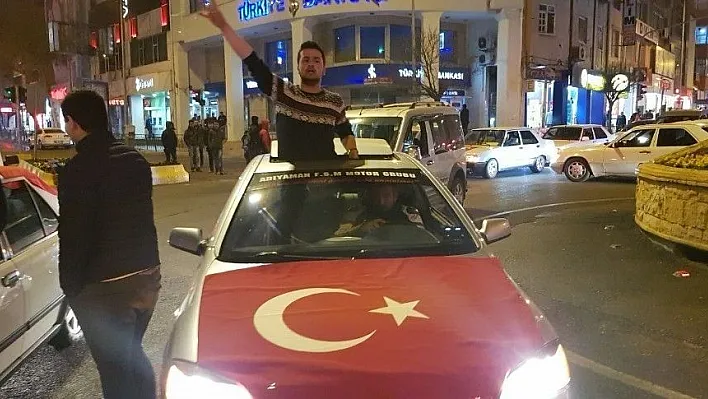 Adıyaman'da şehitler için konvoy düzenlendi
