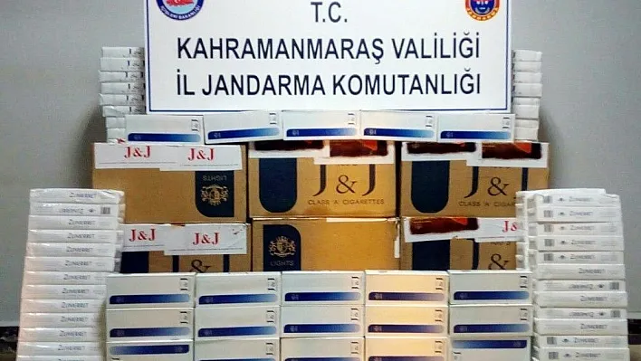 Atık kağıt taşıyan tırdan kaçak sigara çıktı
