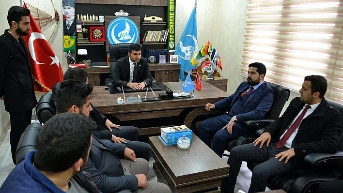 AK Gençlik ile Ülkücü Gençlik buluştu
