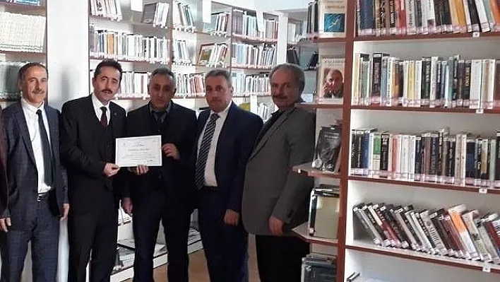 Başarılı kütüphane yöneticilere ödül verilecek
