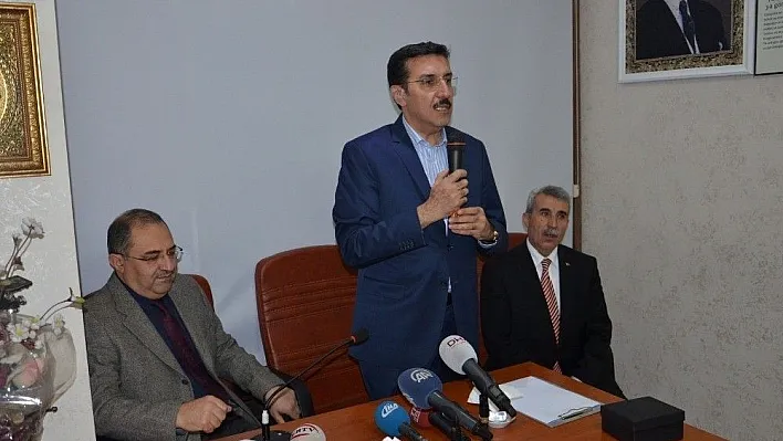 Bakan Tüfenkci'den Malatya'da STK ziyaretleri
