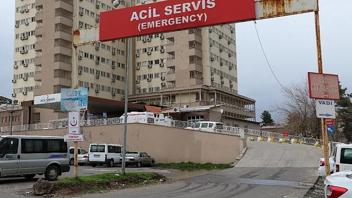Diyarbakır'da yıldırım düştü: 1 yaralı