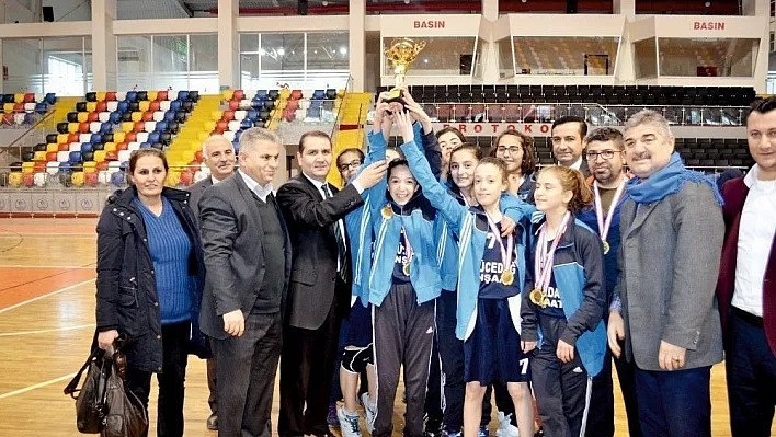 Basketbol şampiyonasında Adıyaman'ı Kahta temsil edecek
