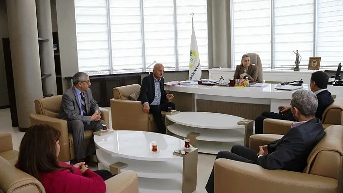 Diyarbakır Yerel Medya Derneği'nden Başkan Akat'a ziyaret
