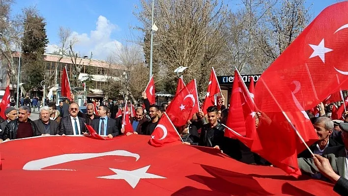 'Mehmetçiğe bir ses, bir nefes de sen ol' mitingi düzenlendi
