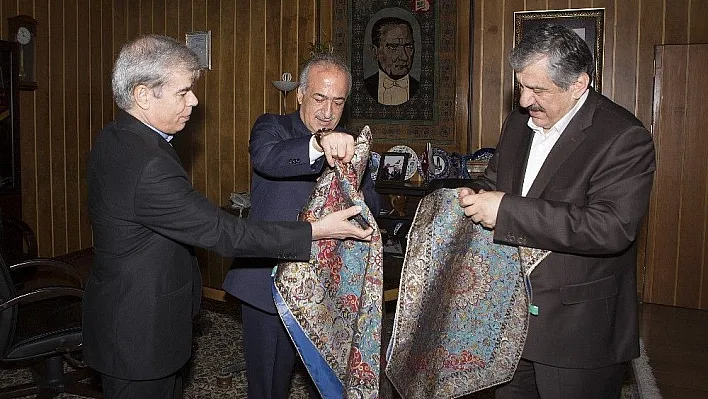 Atatürk Üniversitesi ile İran Urmiye Tıp Üniversitesi arasında diploma denklik protokolü imzalandı
