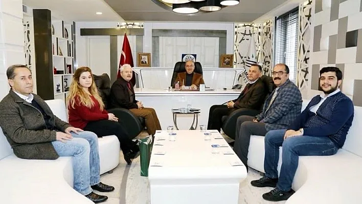 Yeşilay Adıyaman yönetimi Başkan Kutlu'yla bir araya geldi
