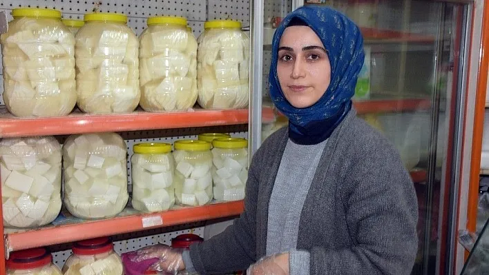 Atanamayan öğretmen, Cumhurbaşkanını dinledi ticarete atıldı